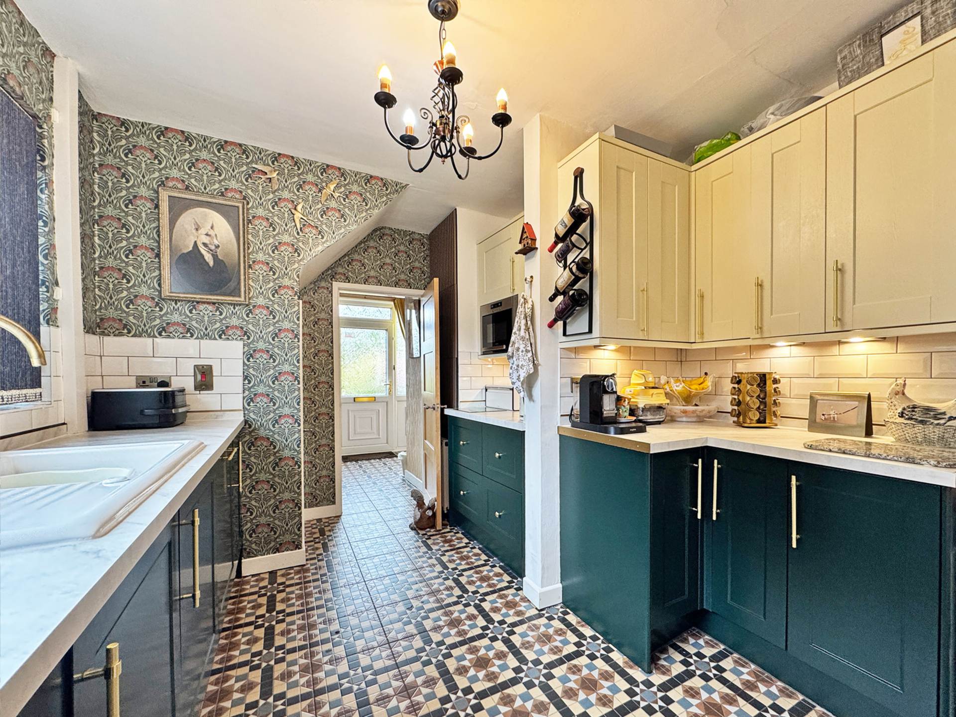 Edward Road, Shaw, Image 6