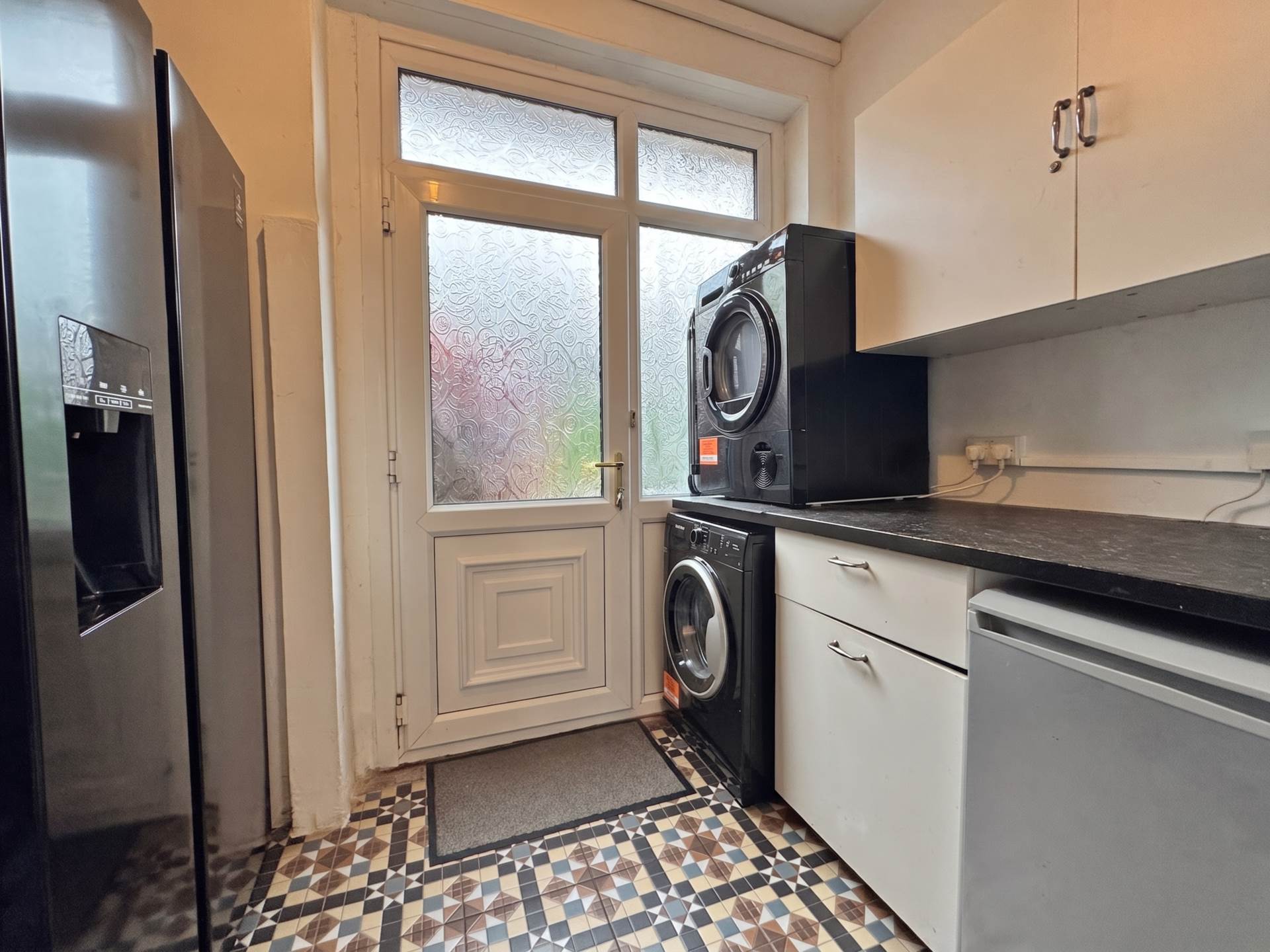 Edward Road, Shaw, Image 8
