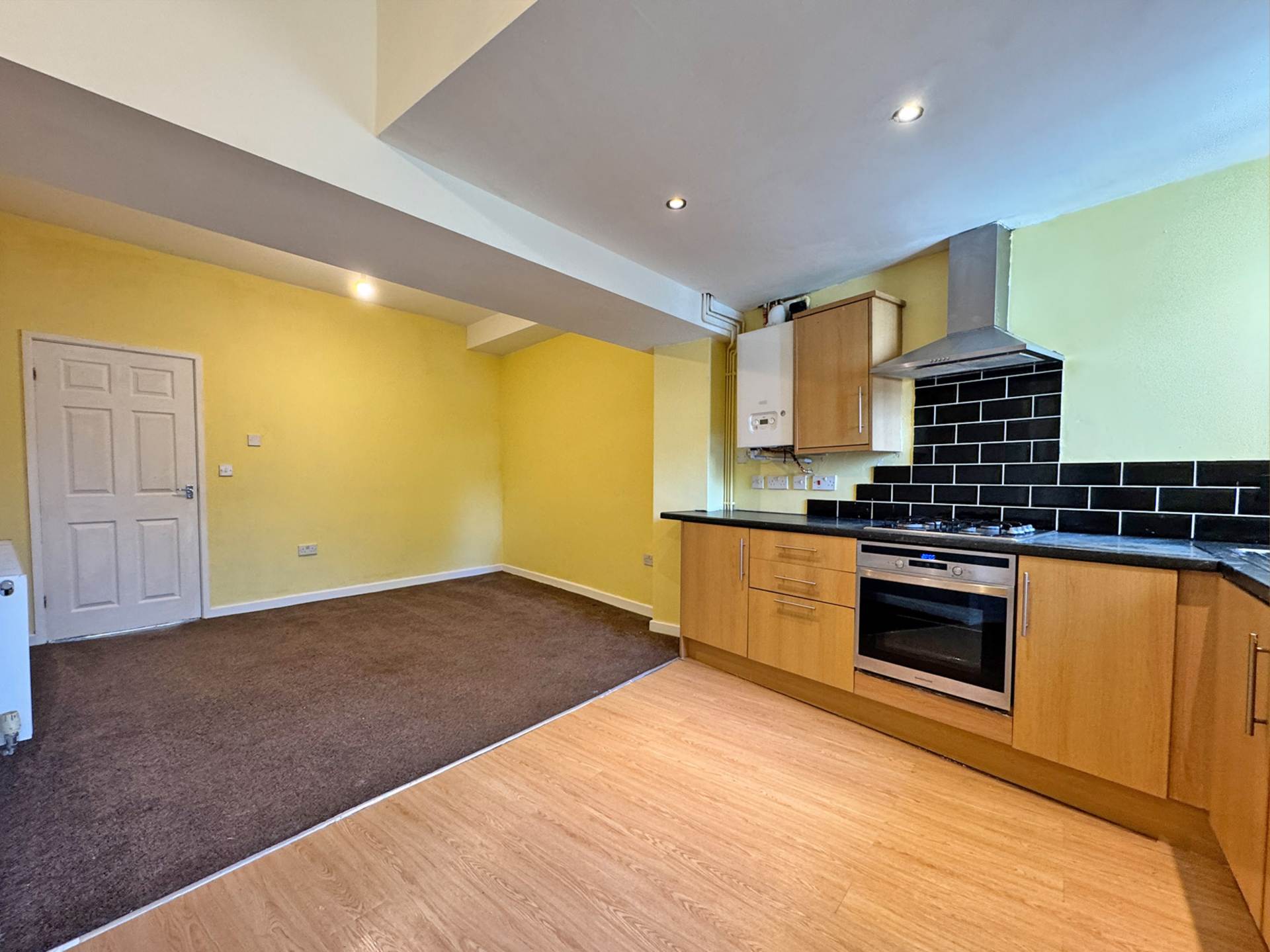 Ripponden Road, Watersheddings, Image 6