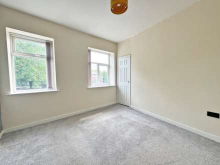 Ripponden Road, Watersheddings, Image 11