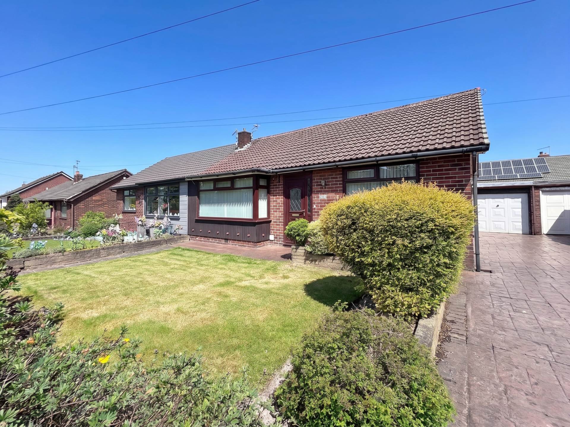 Broadway, Royton, Image 1