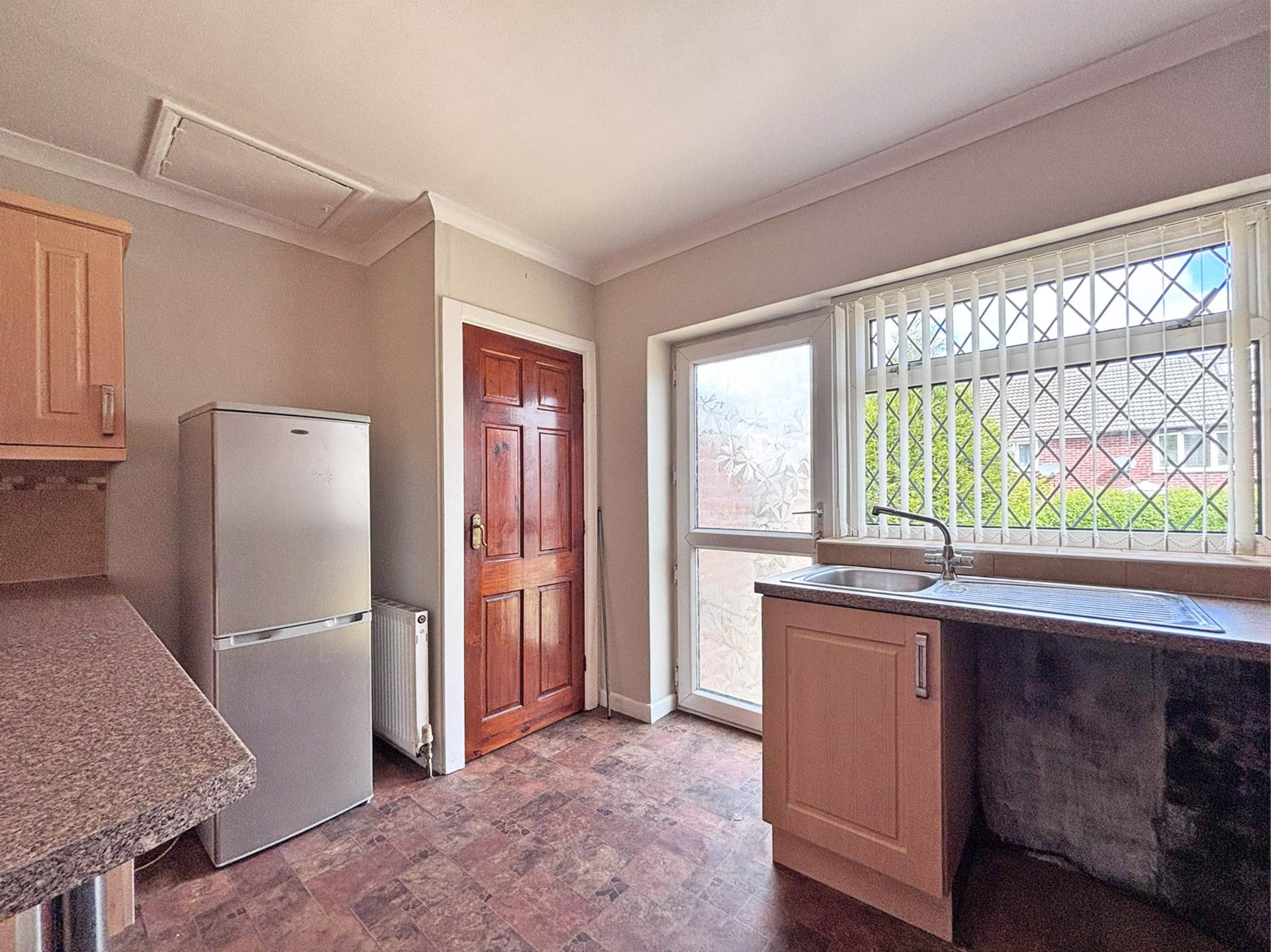 Broadway, Royton, Image 6