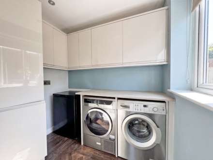 Braemore Close, Oldham, Image 10