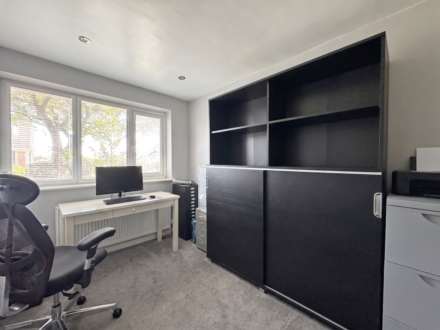 Braemore Close, Oldham, Image 11