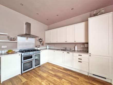 Radcliffe Road, Moorside Oldham, Image 4