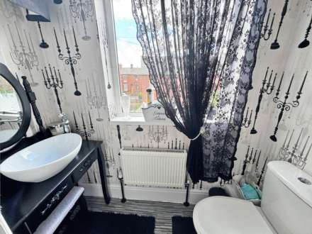 Radcliffe Road, Moorside Oldham, Image 6