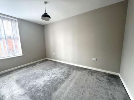 Shaw Road, Royton, Image 6