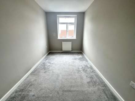 Shaw Road, Royton, Image 9