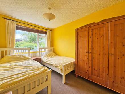Montrose Gardens, Heyside, Image 5