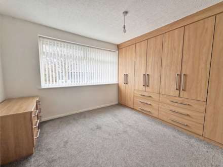 Blackshaw Lane, Royton, Image 9