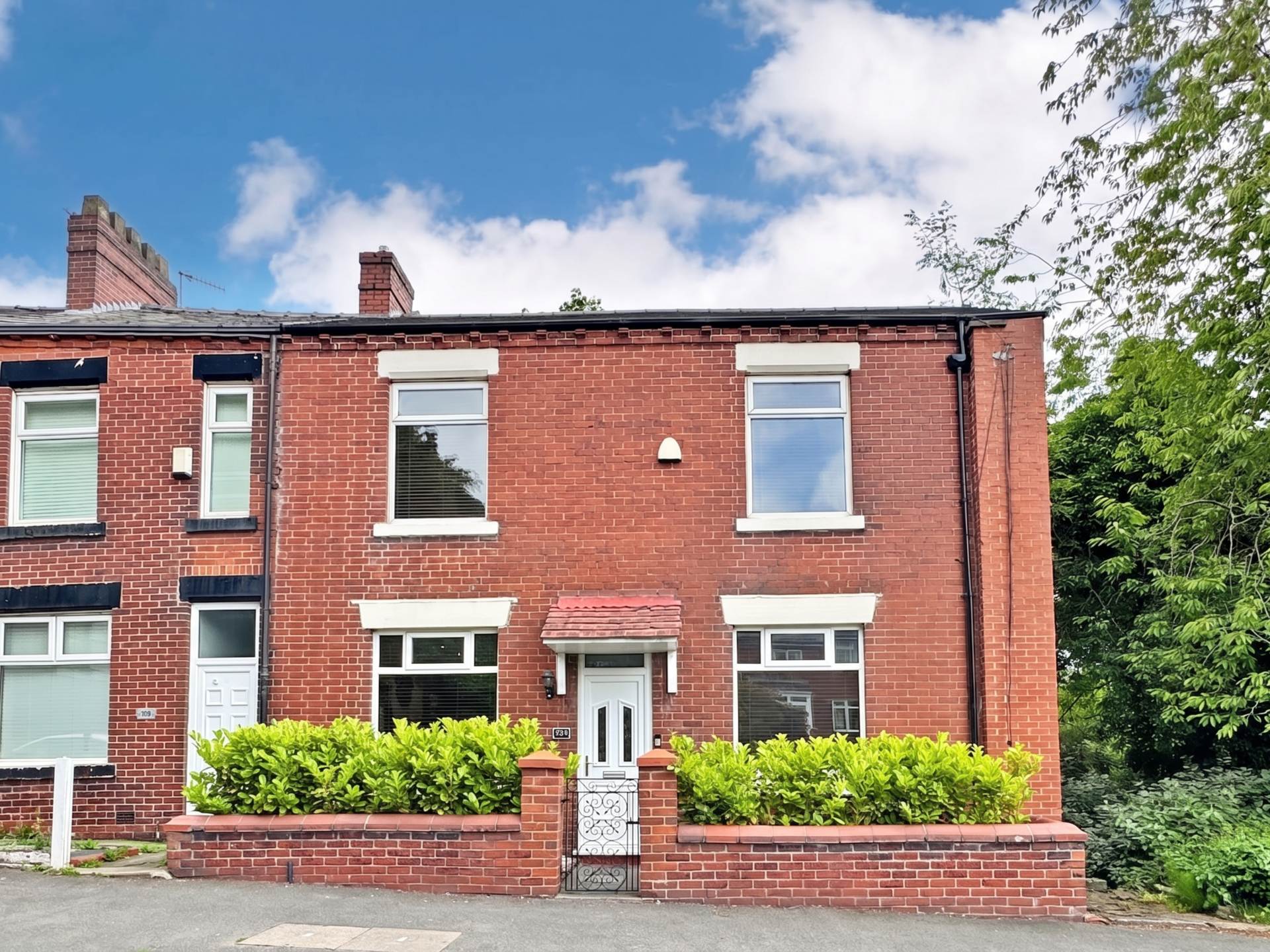 Rochdale Road, Royton, Image 1