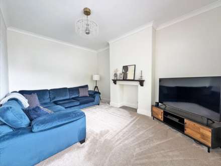 Rochdale Road, Royton, Image 3