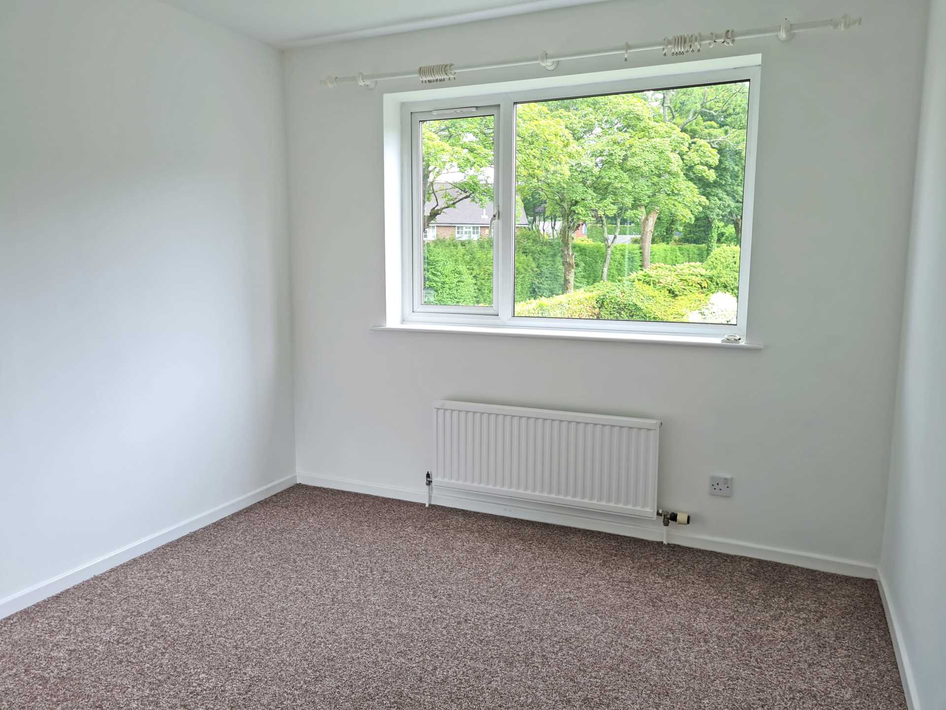 Glengarth, Uppermill, Image 9