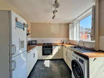 Colville Road, Oldham, Image 6