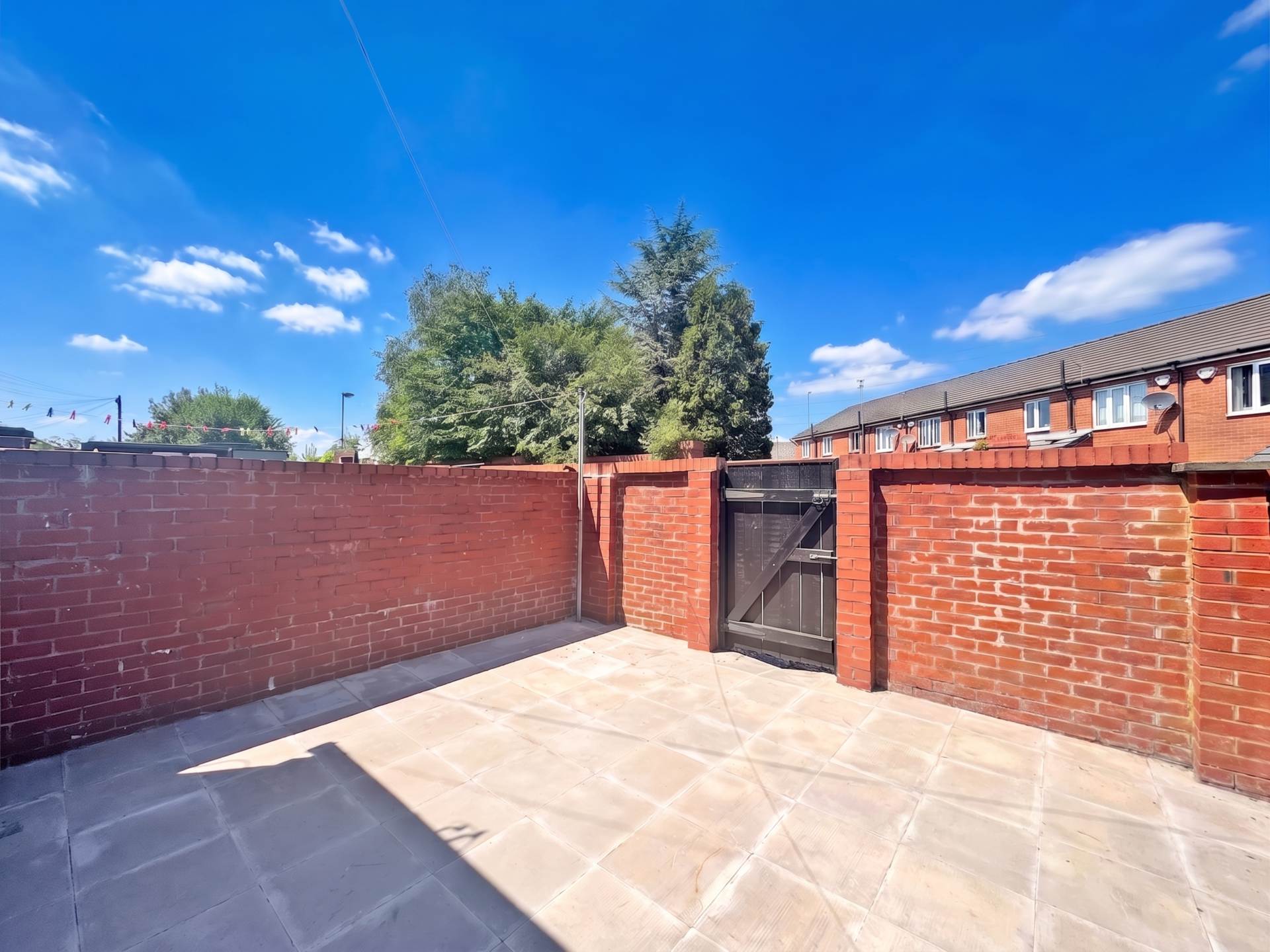 Shaw Road, Royton, Image 8