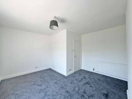 Shaw Road, Royton, Image 15