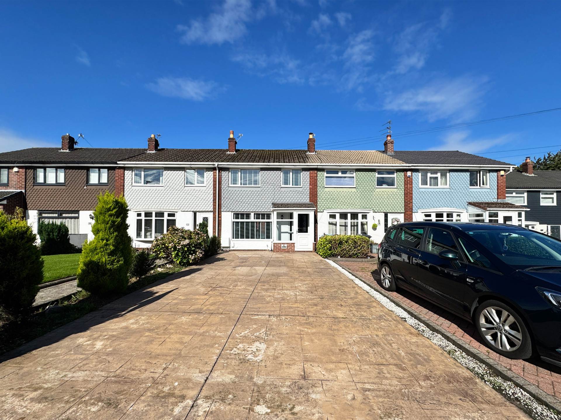 Harewood Drive, Royton, Image 1
