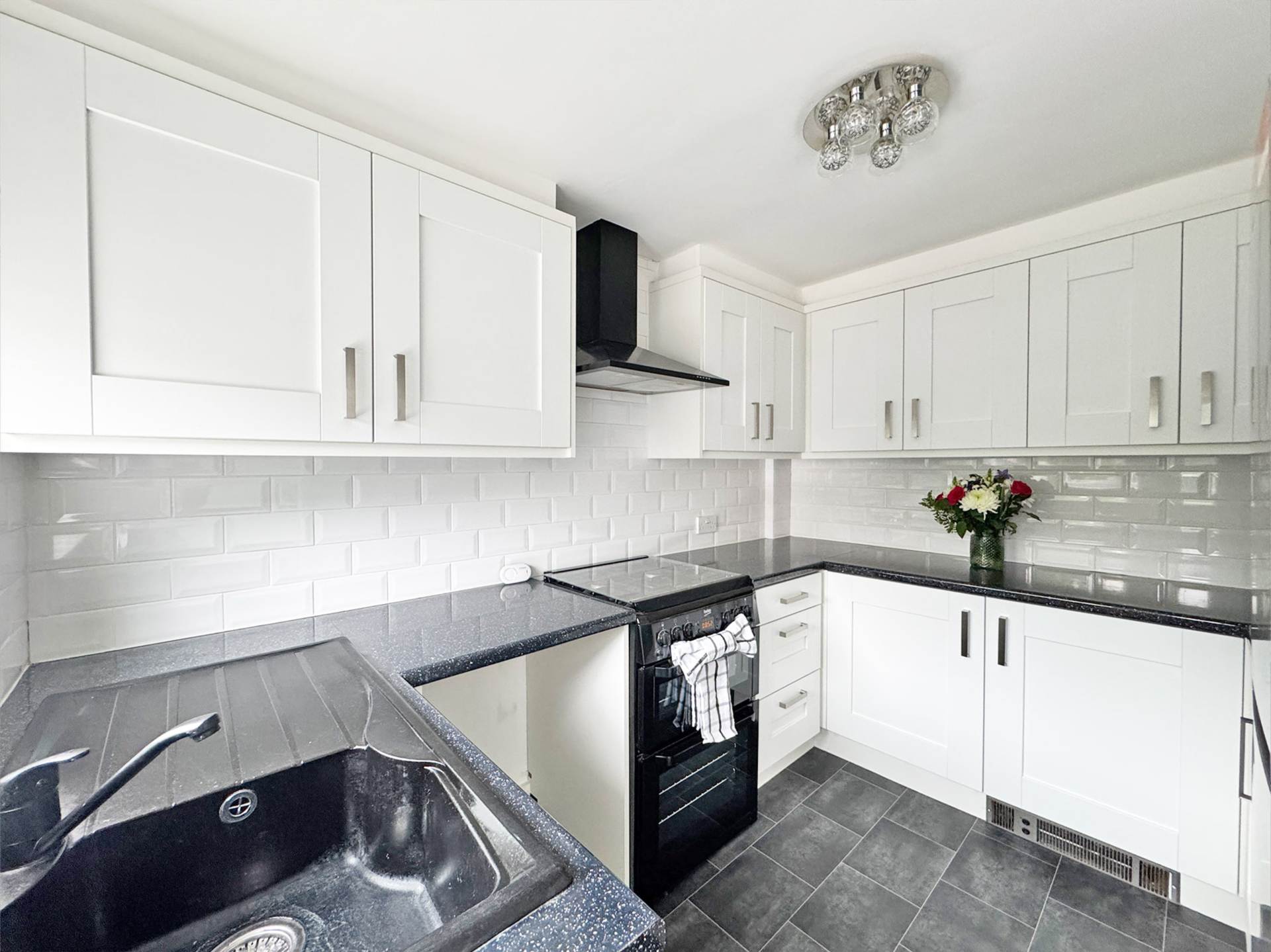 Harewood Drive, Royton, Image 6