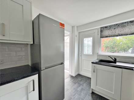 Harewood Drive, Royton, Image 15