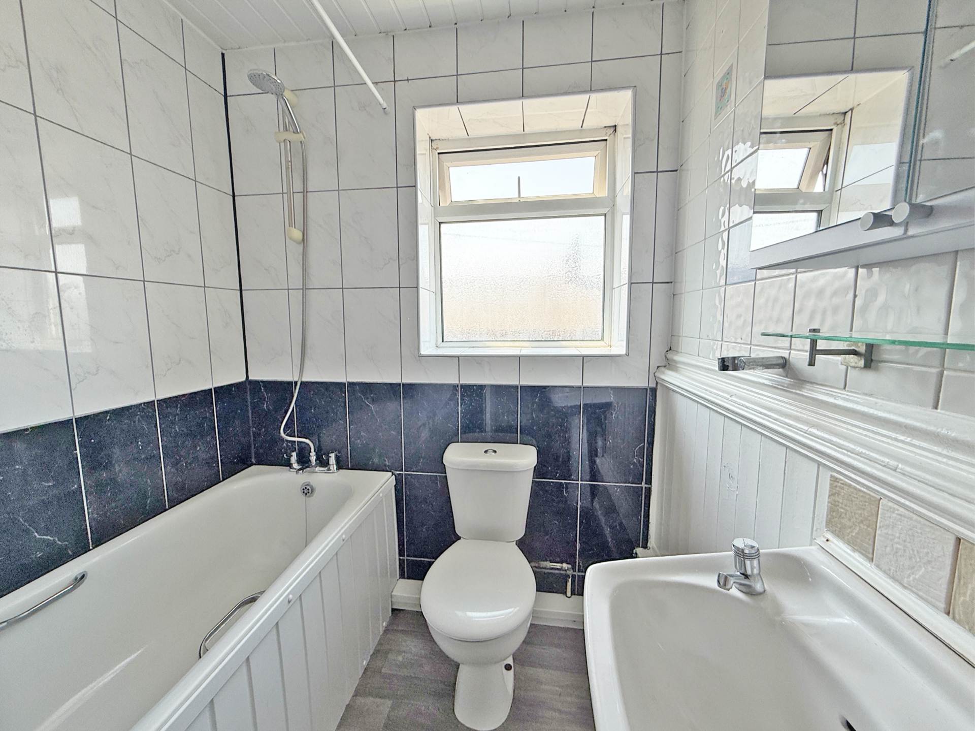 Alva Road, Oldham, Image 5