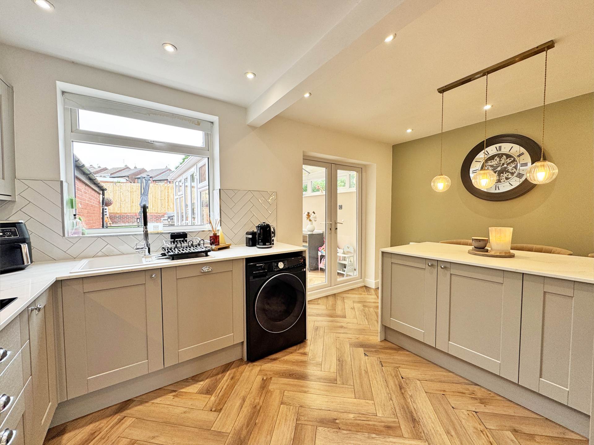 Oak Avenue, Royton, Image 15