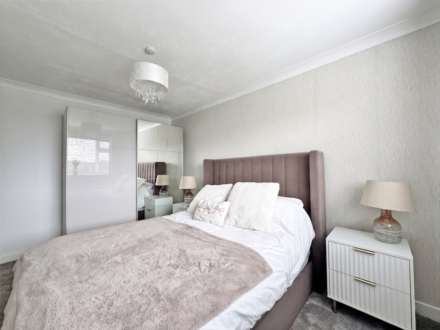 Oak Avenue, Royton, Image 18