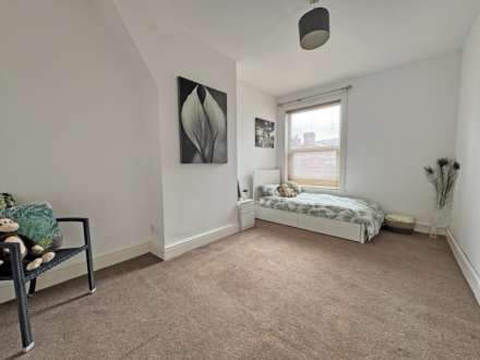 Osborne Street, Shaw, Image 20