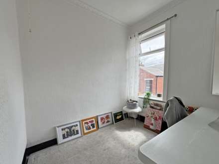 Osborne Street, Shaw, Image 23