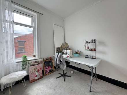 Osborne Street, Shaw, Image 24
