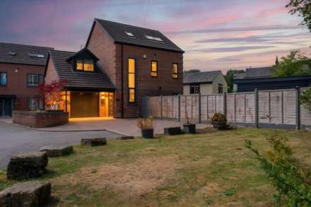 Inniscarra Court, Greenacres