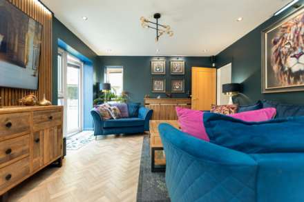 Inniscarra Court, Greenacres, Image 4
