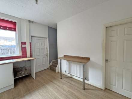 Turf Lane, Royton, Image 7