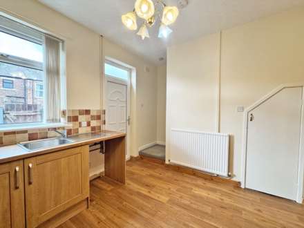 Stoneleigh Street, Derker, Image 11