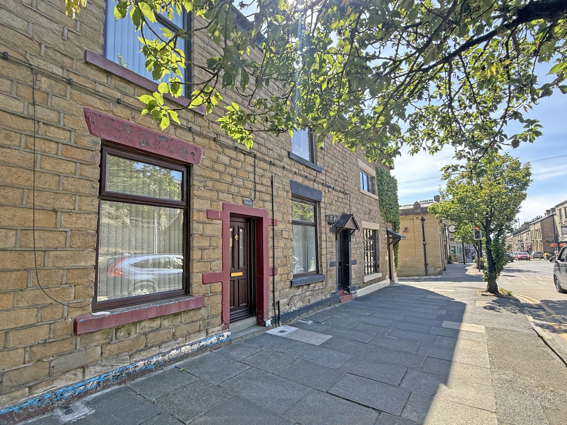 Manchester Road, Mossley, Image 1