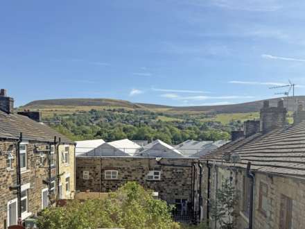 Manchester Road, Mossley, Image 14