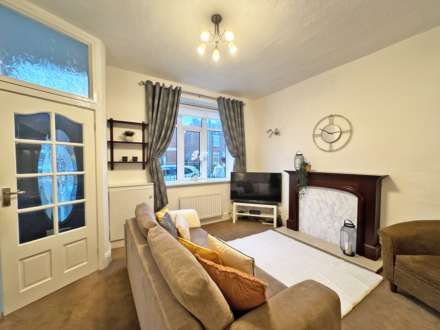 Oldham Road, Thornham Rochdale, Image 3