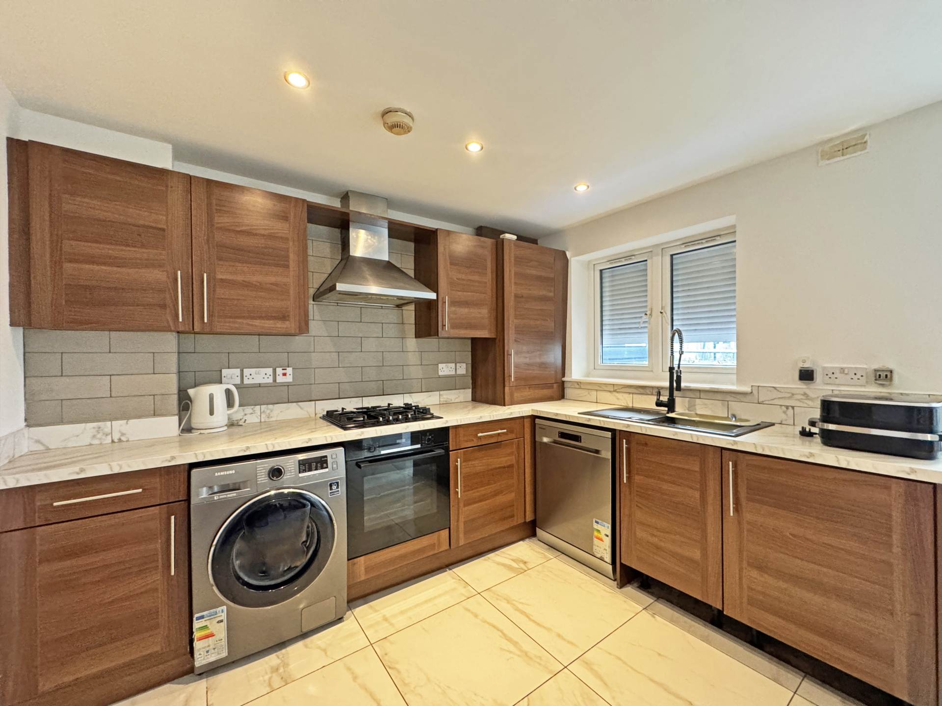 Stone Clough Mews, Oldham, Image 13
