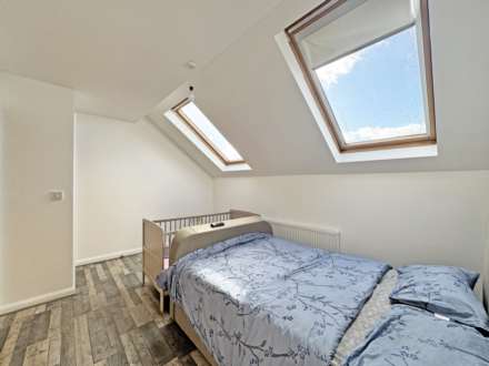 Stone Clough Mews, Oldham, Image 4