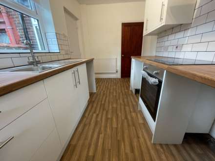 Charter Street, Oldham, Image 7