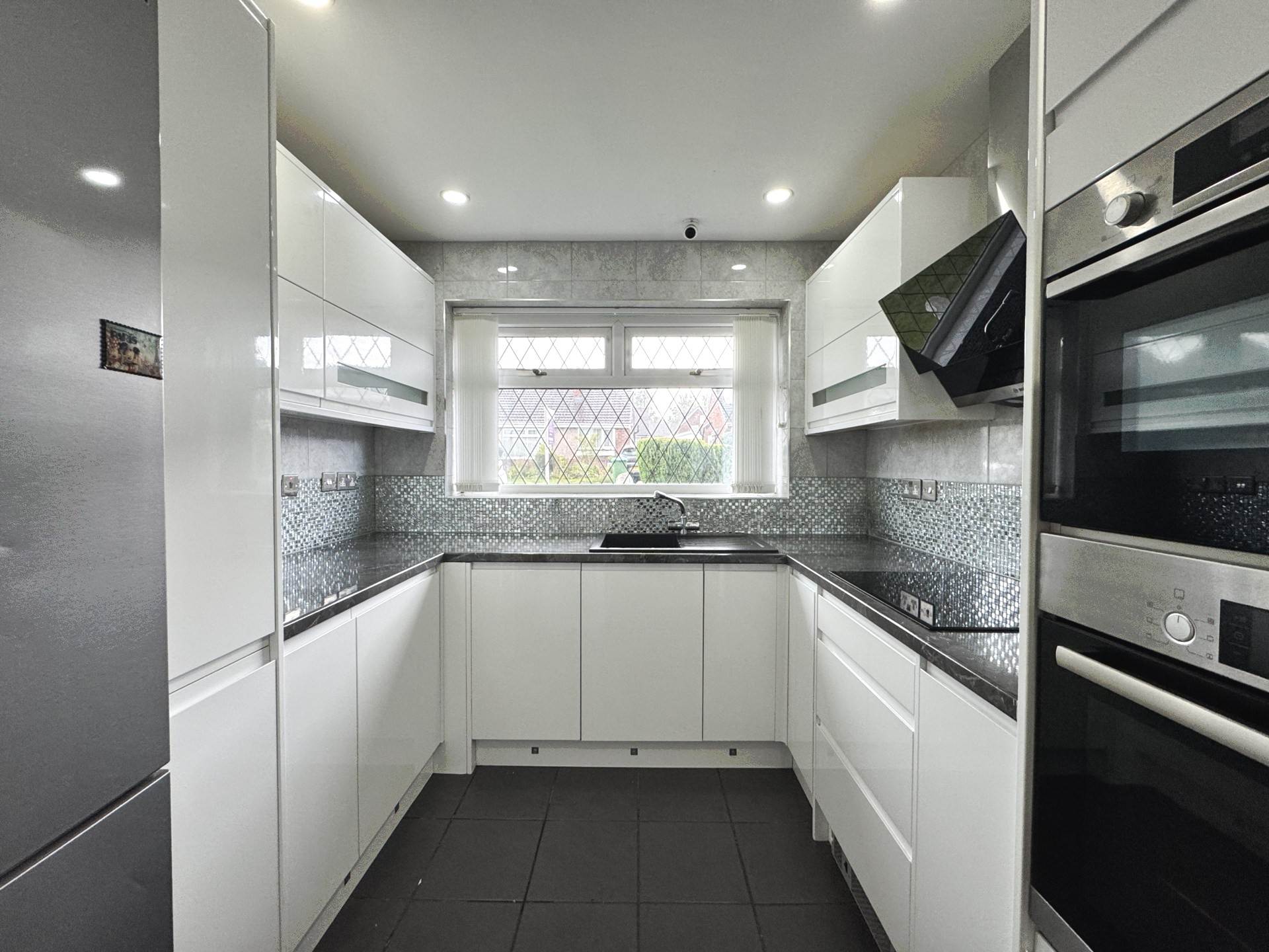 Bodmin Close, Heyside, Royton, Image 2