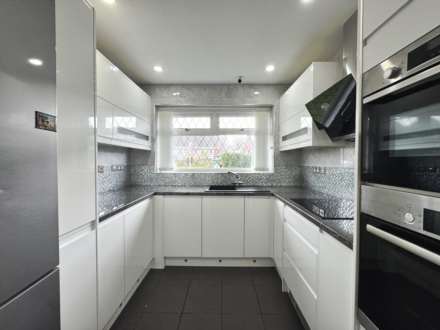 Bodmin Close, Heyside, Royton, Image 2