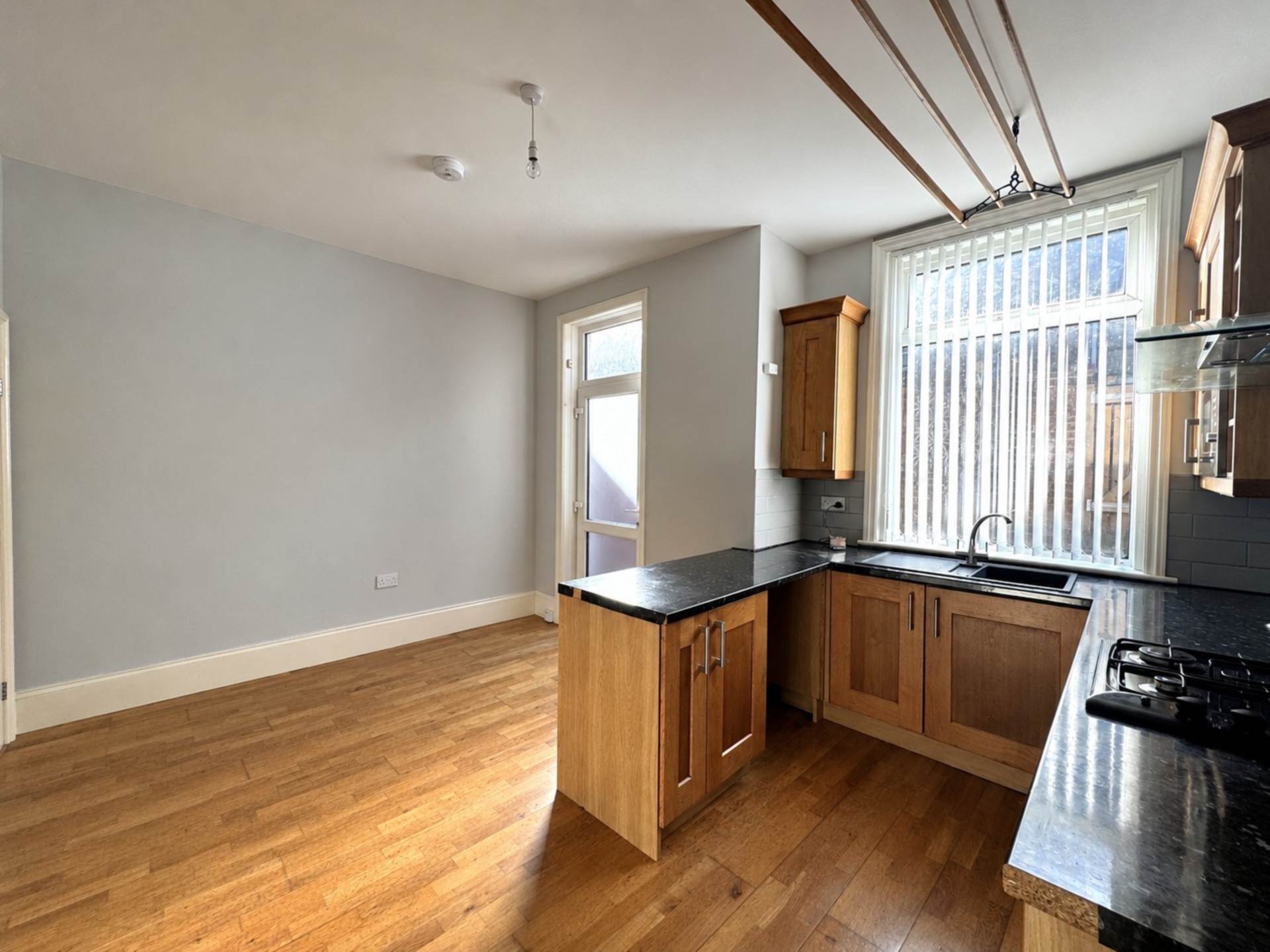 Arthur Street, Shaw, Image 4