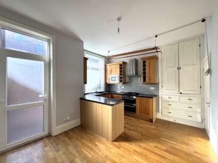 Arthur Street, Shaw, Image 3