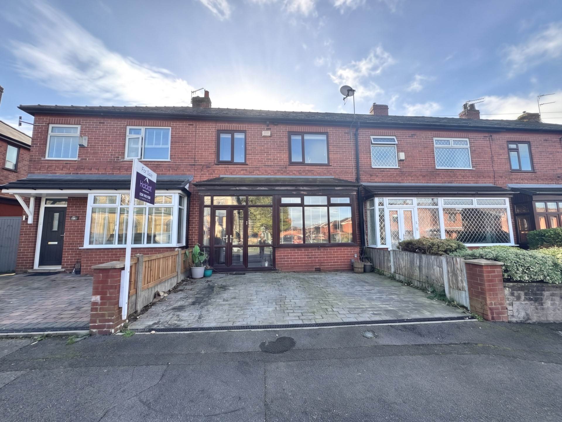 Thornham Lane, Thornham, Oldham, Image 1