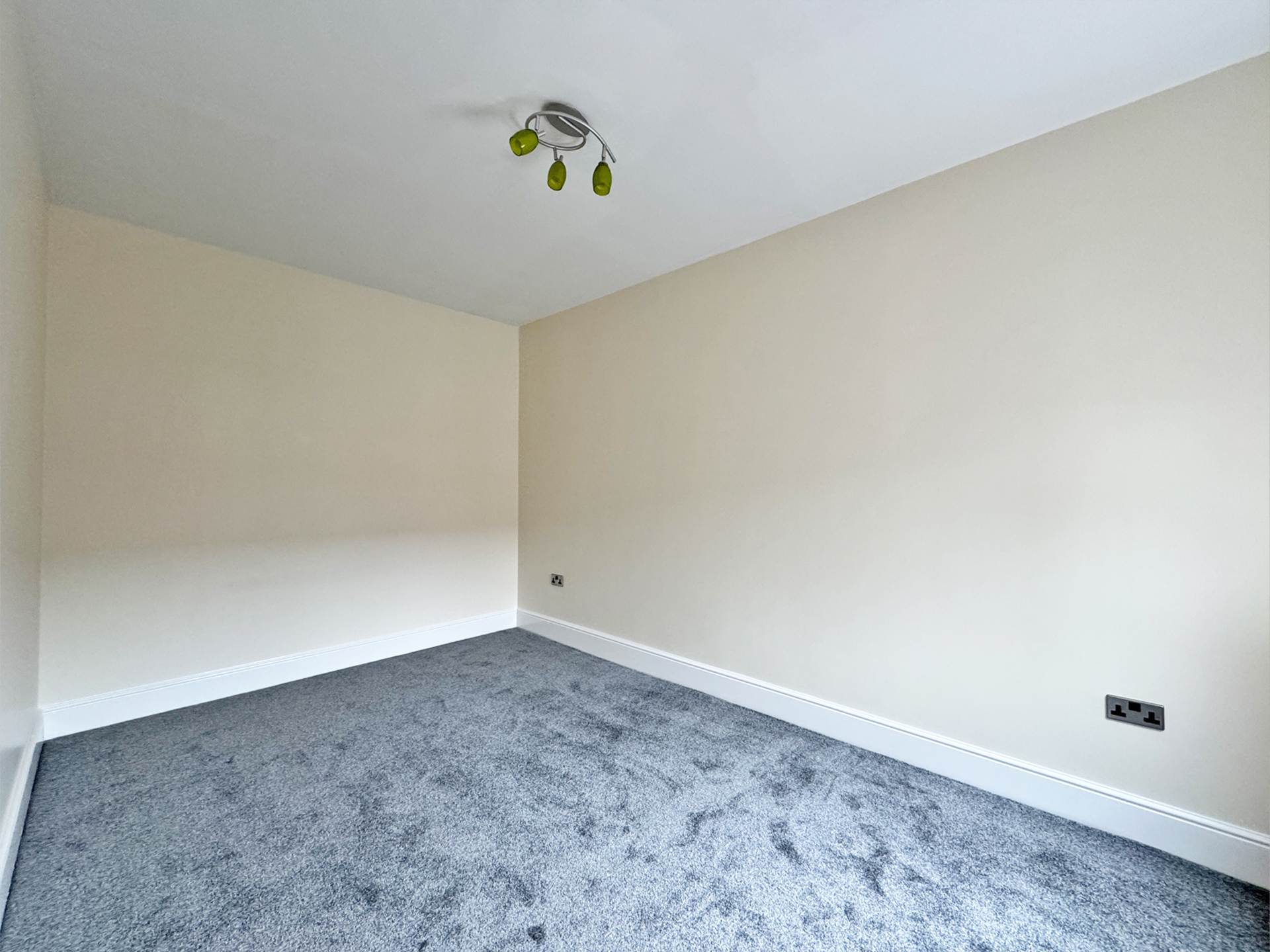 George Street, Shaw, Image 12