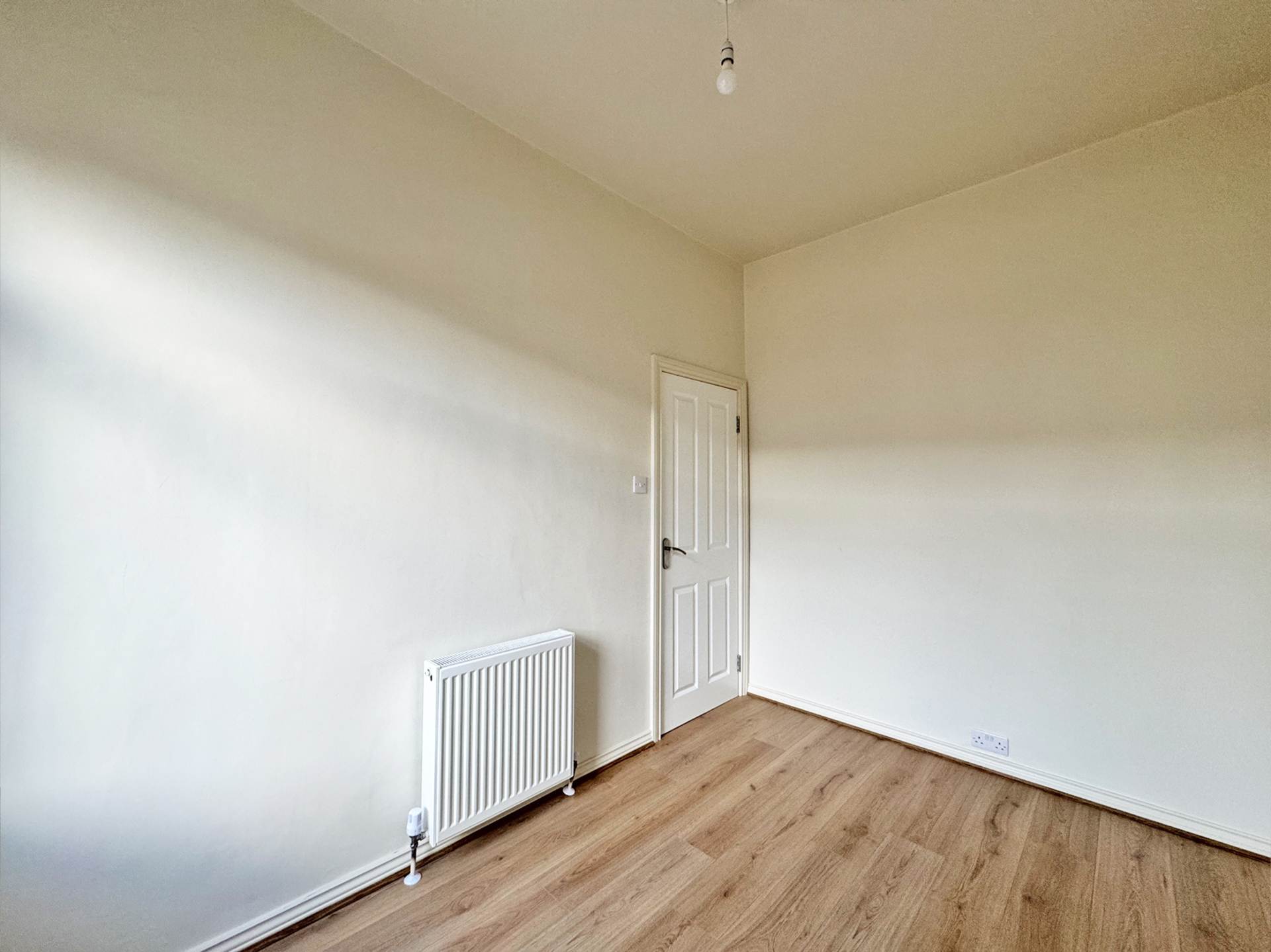 Osmond St, Oldham, Image 10