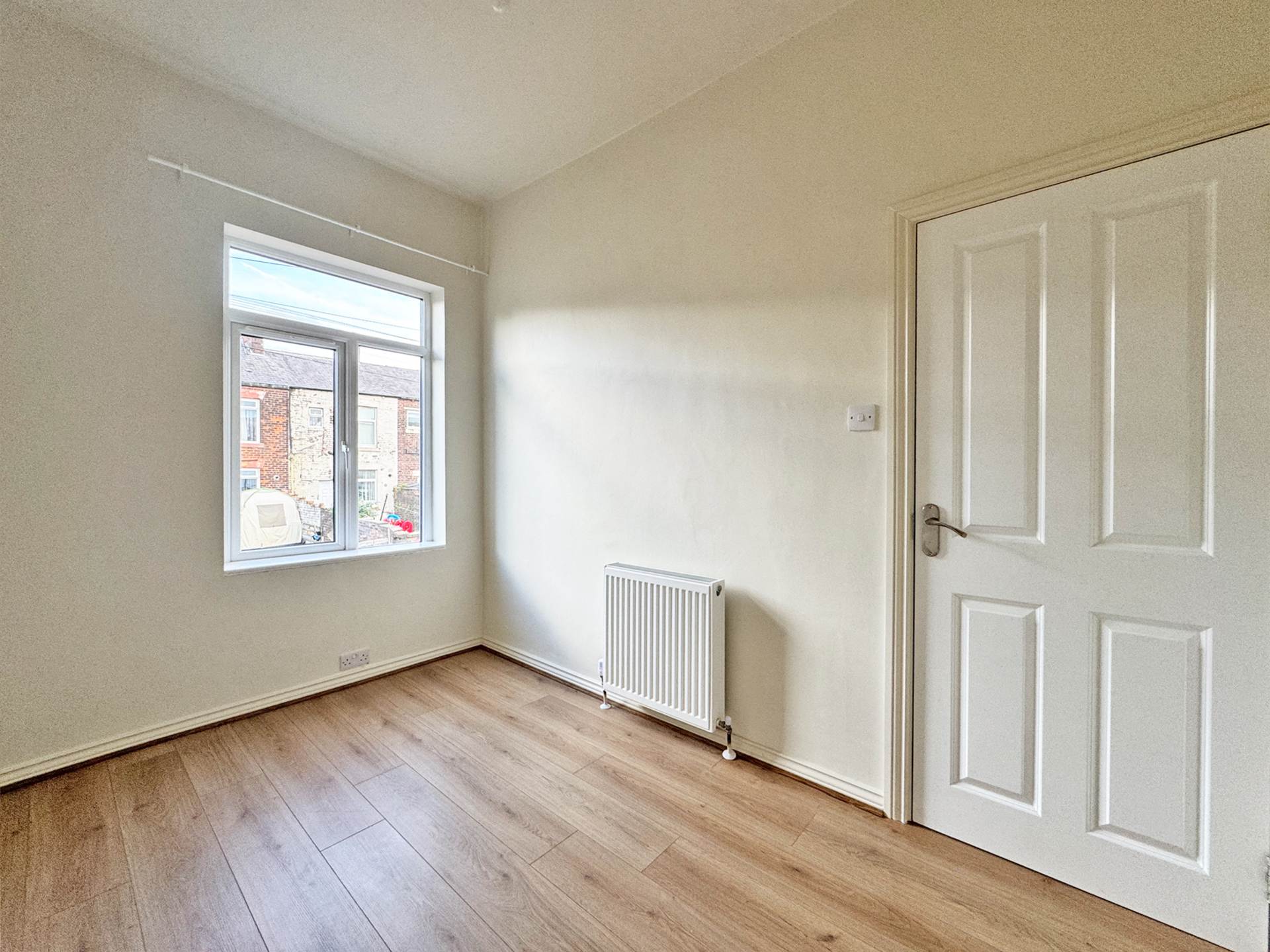 Osmond St, Oldham, Image 9