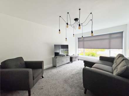 Dunwood Avenue, Shaw, Image 2