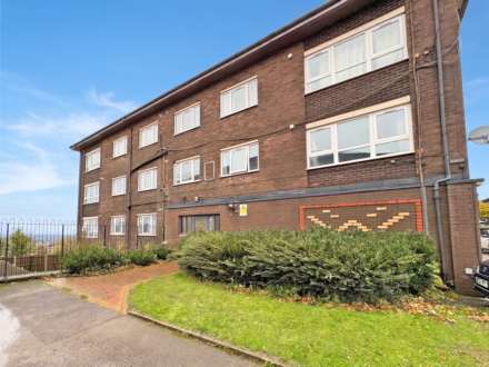 Property For Rent Longfellow Crescent, Moorside, Oldham
