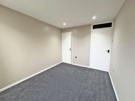 Longfellow Crescent, Moorside, Image 9